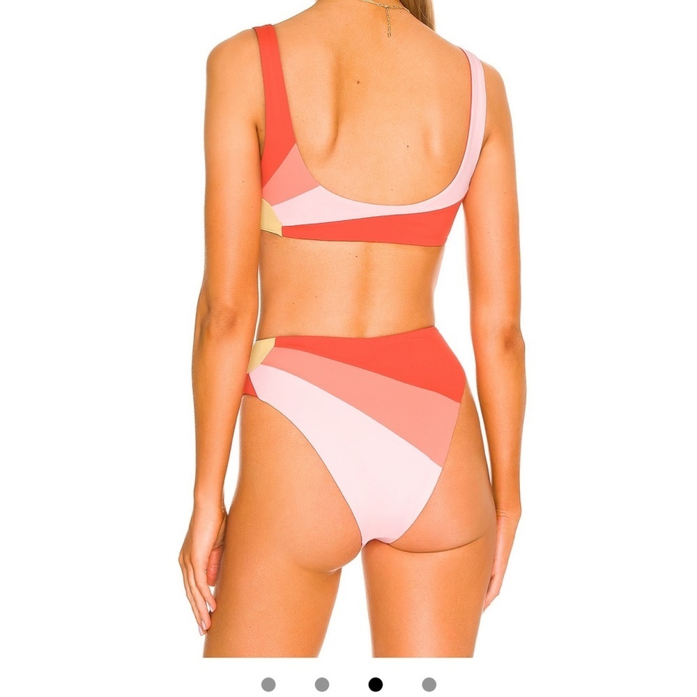 NWOT L*SPACE Bikini Top - Picture 3 of 6